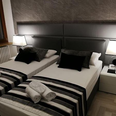 Residenza Duomo3 - Apartments Verona Ngoại thất bức ảnh